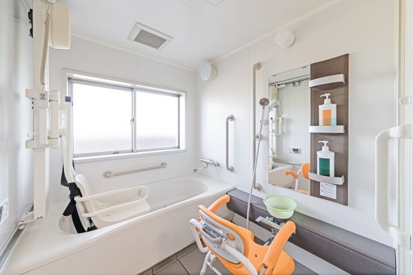 Senior Bathtub Installation in Beachwood