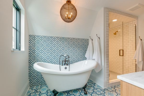 Clawfoot Tub Installation in Beachwood