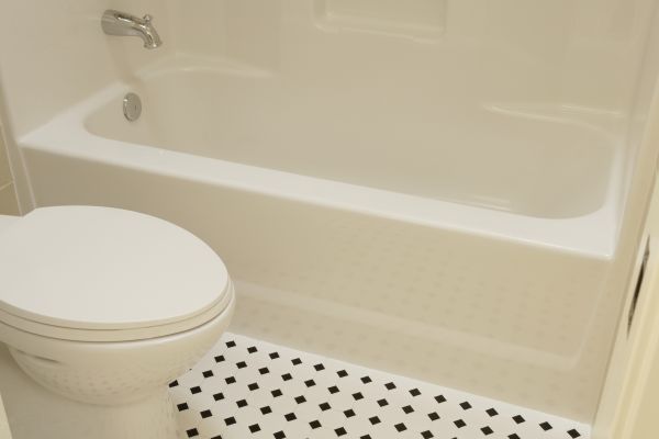 Fiberglass Tub Replacement in Beachwood